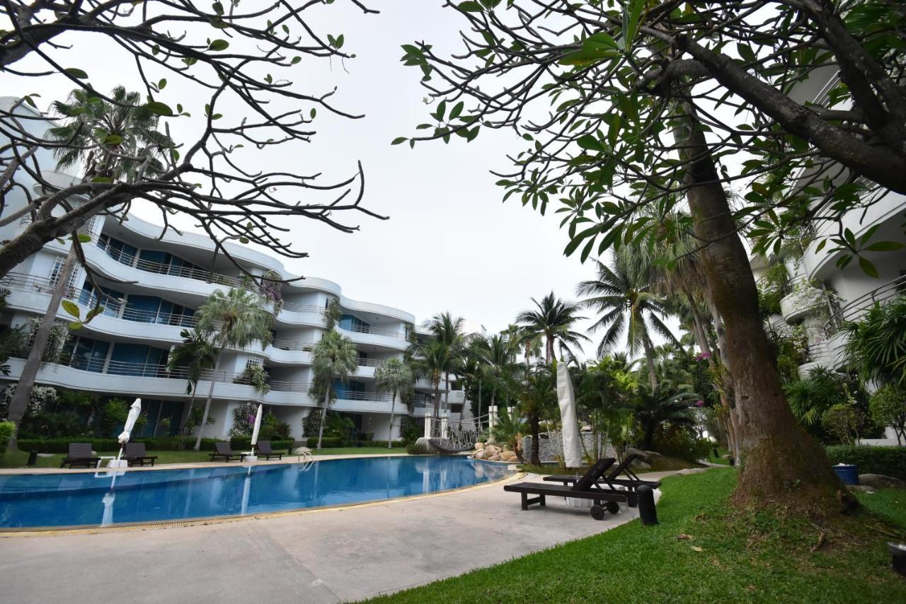 Hua Hin Beachfront Condo Bagian luar foto
